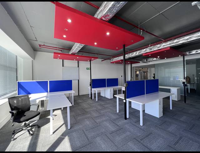 159M² OFFICE TO LET IN SEA POINT
